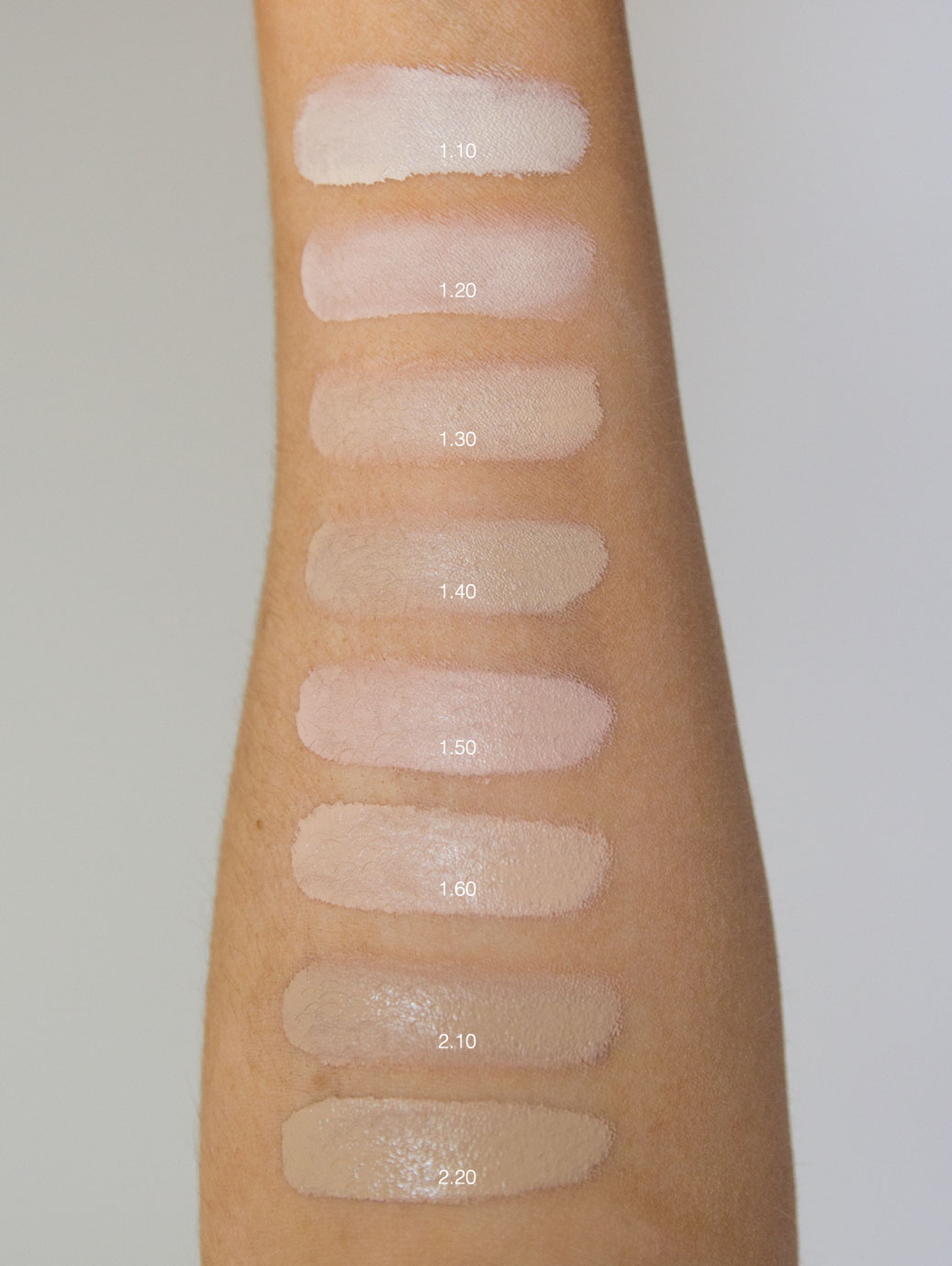 Beauty-Blender-Bounce-Foundation-Swatches-1 Beauty Blender Bounce - Full Review & Swatches.