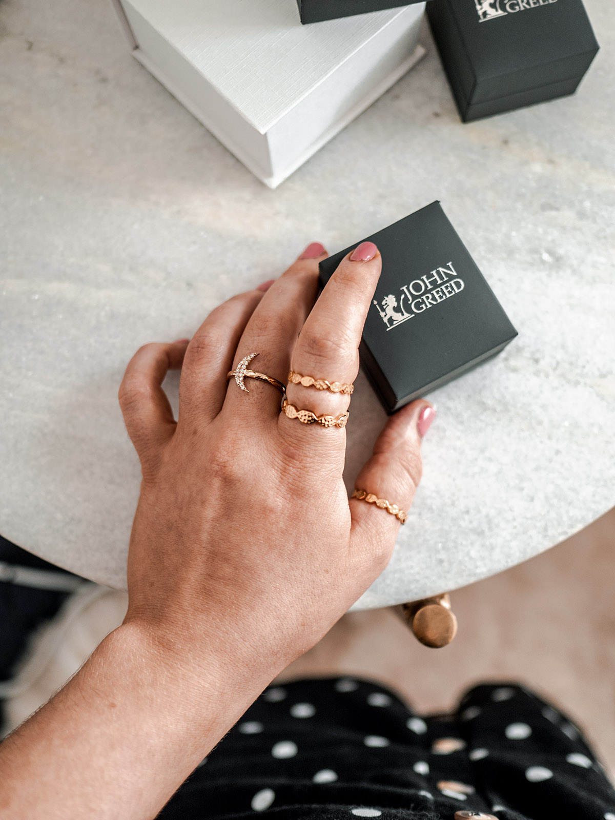 daisy london john greed jewellery review styling accessories gold necklace ring stack