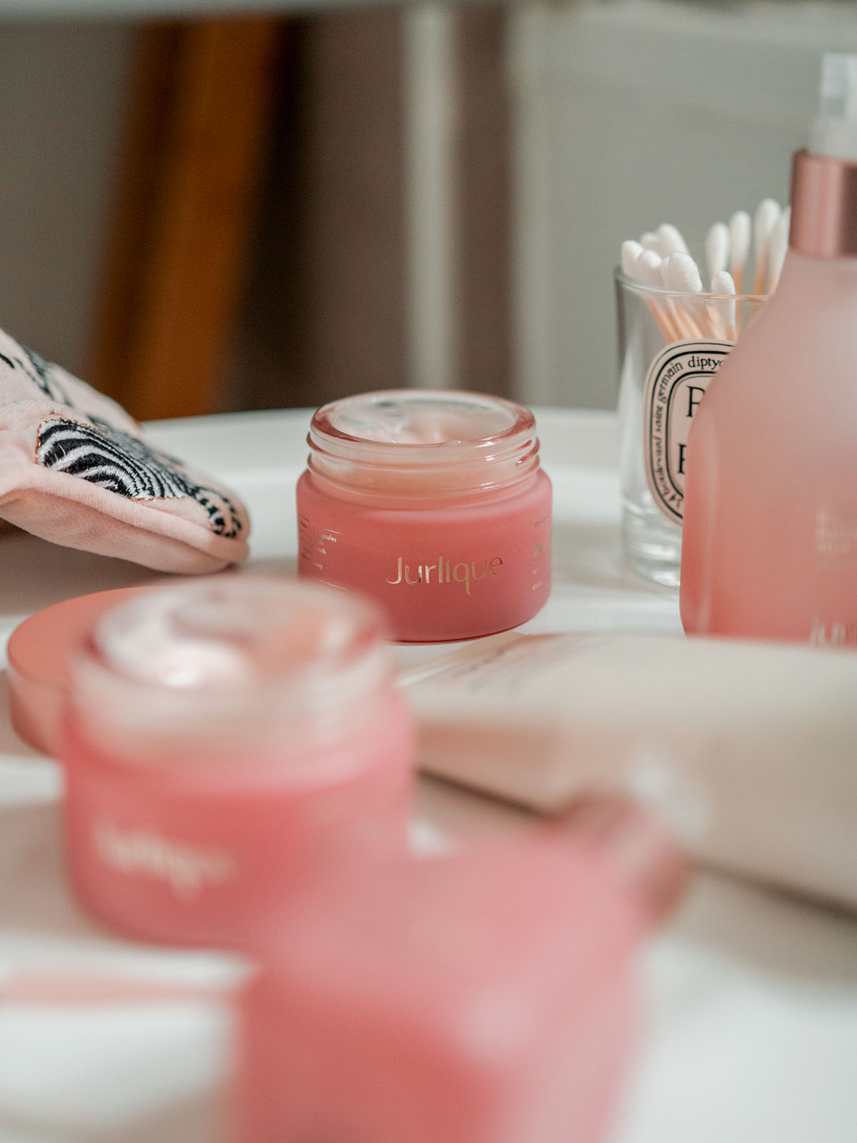 jurlique skincare environment environmentally friendly eco skincare products beauty routine hydrating glowy glowing skin hydrated review