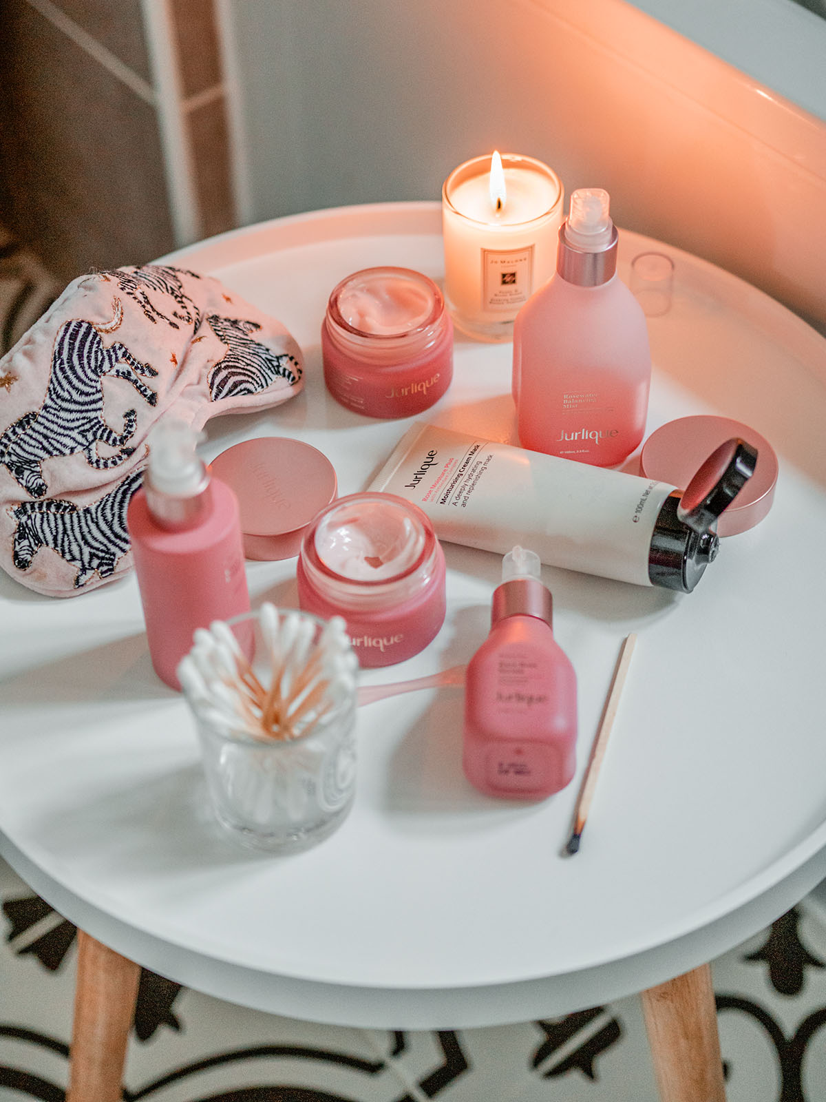 jurlique skincare environment environmentally friendly eco skincare products beauty routine hydrating glowy glowing skin hydrated review