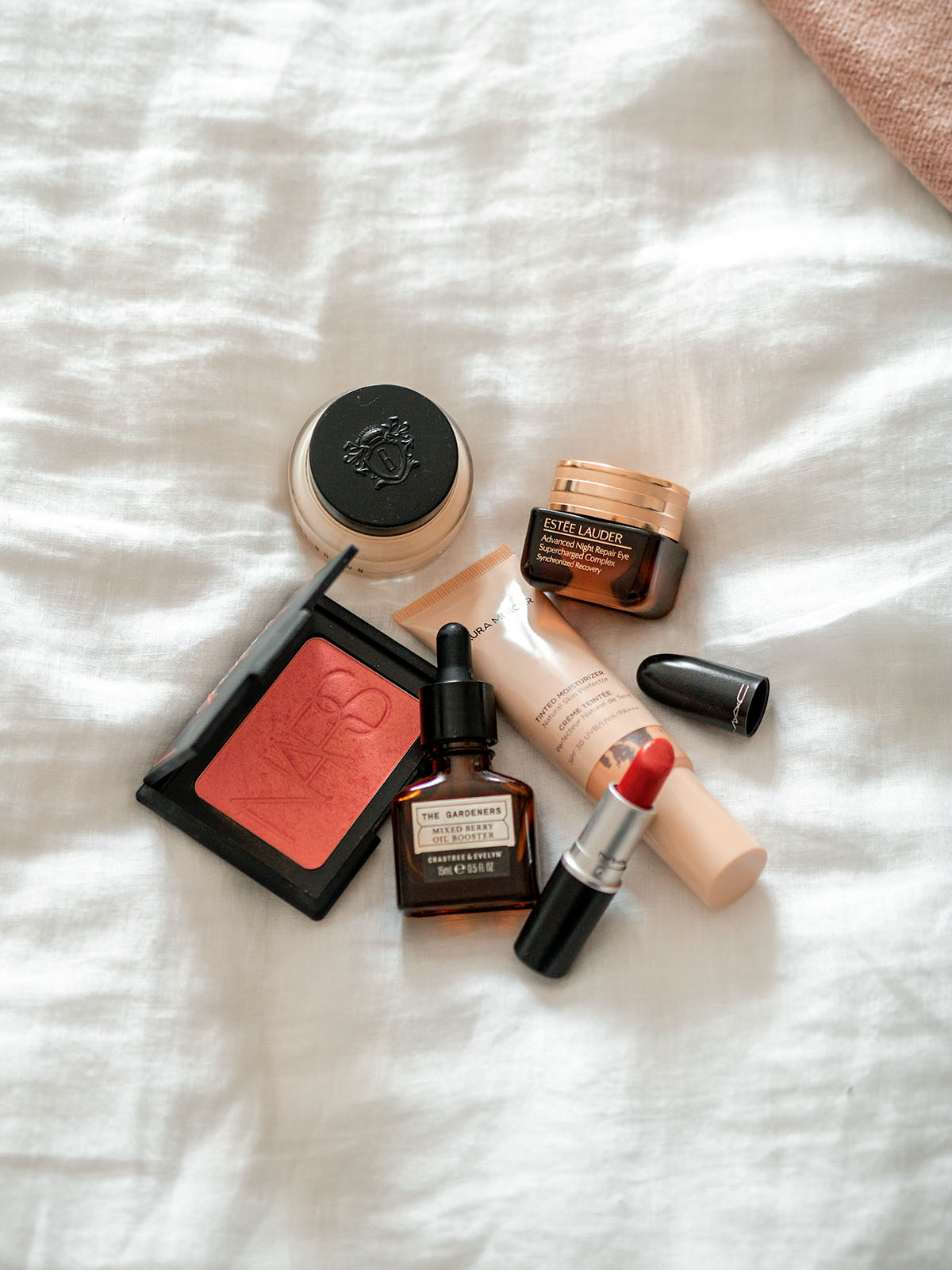 transitional beauty picks makeup skincare autumn autumnal winter dehydrated skin flat lay