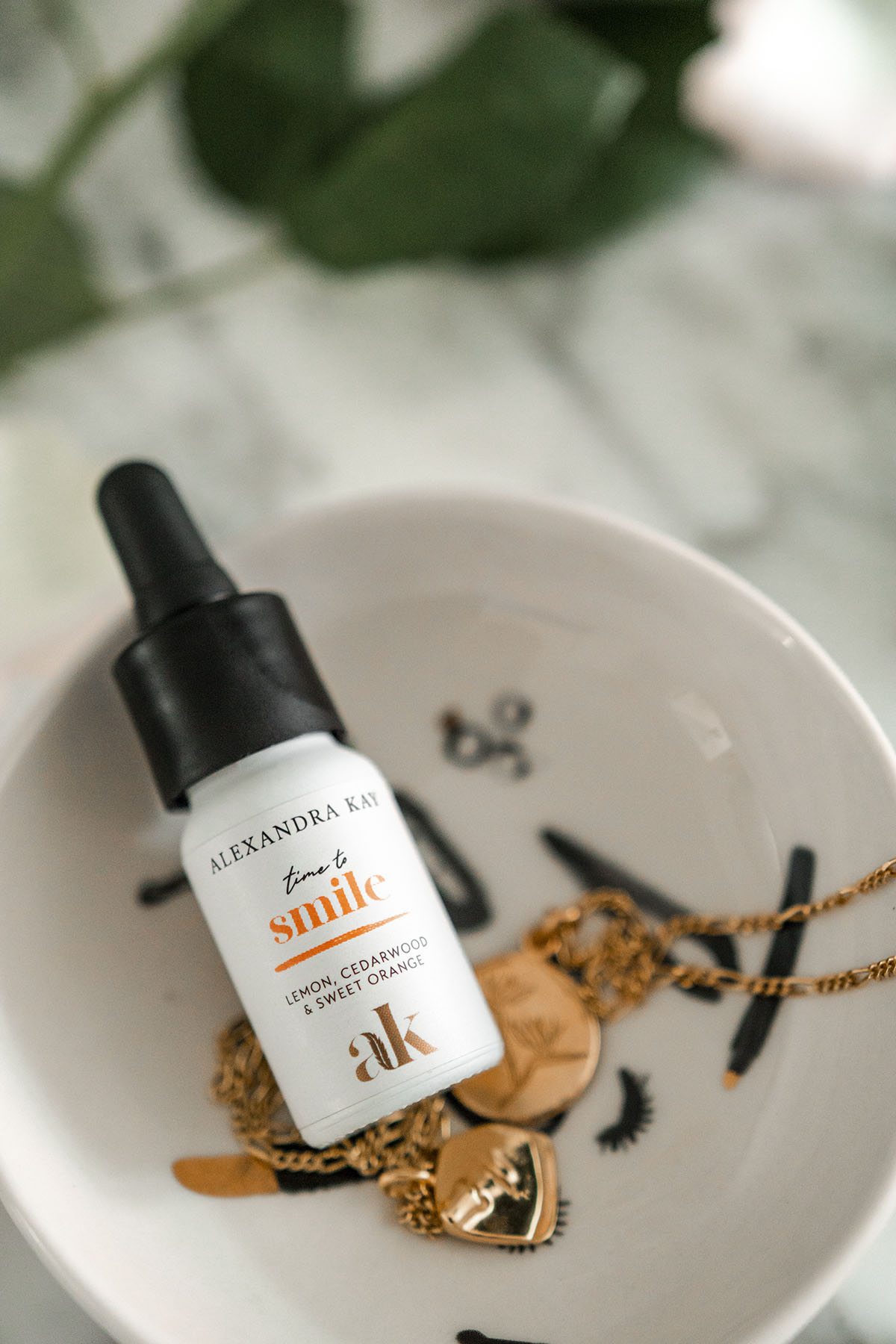 green people alexandra kay time to smile pure essential oil blend flat lay