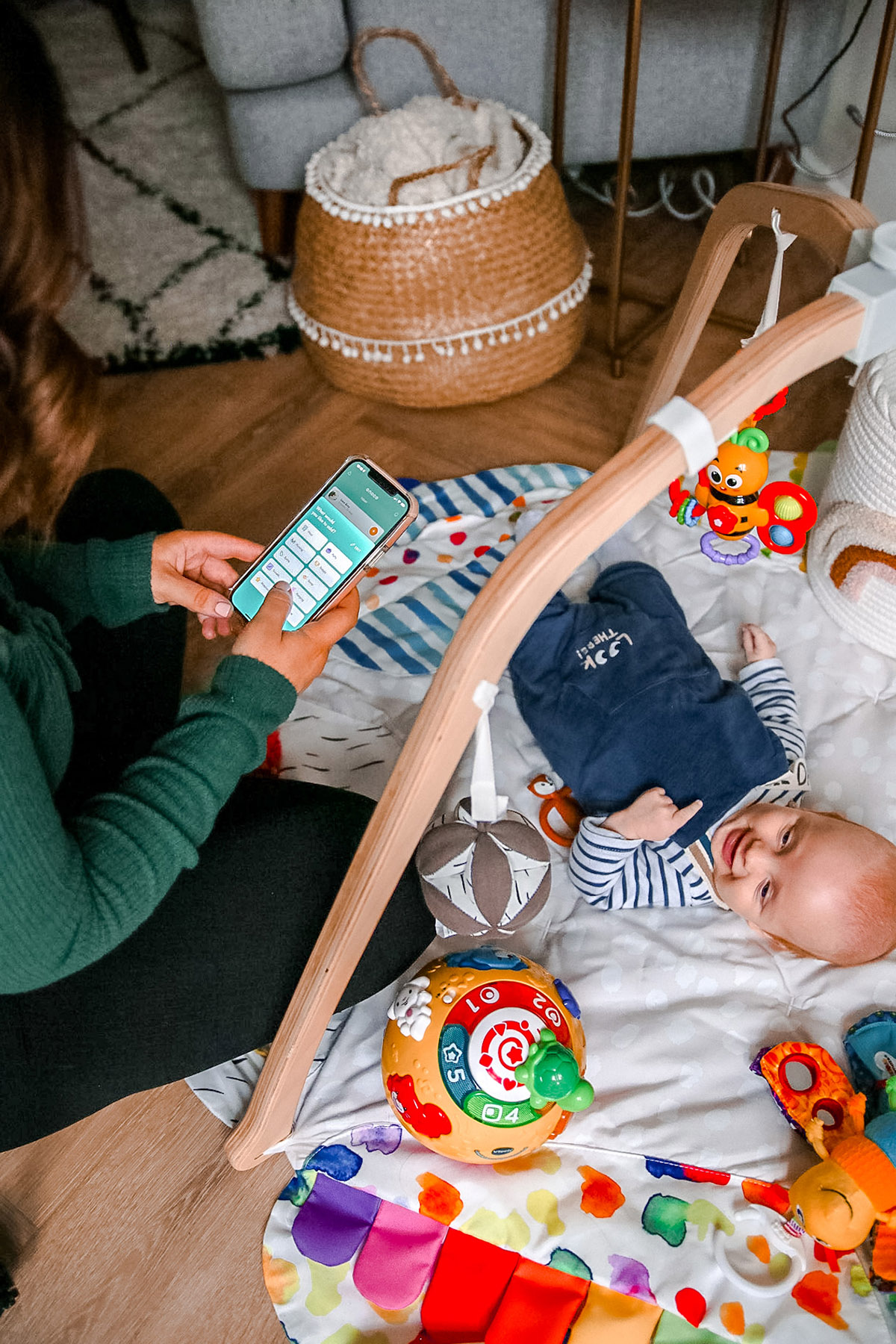 Onoco review easier parenting app tracking baby