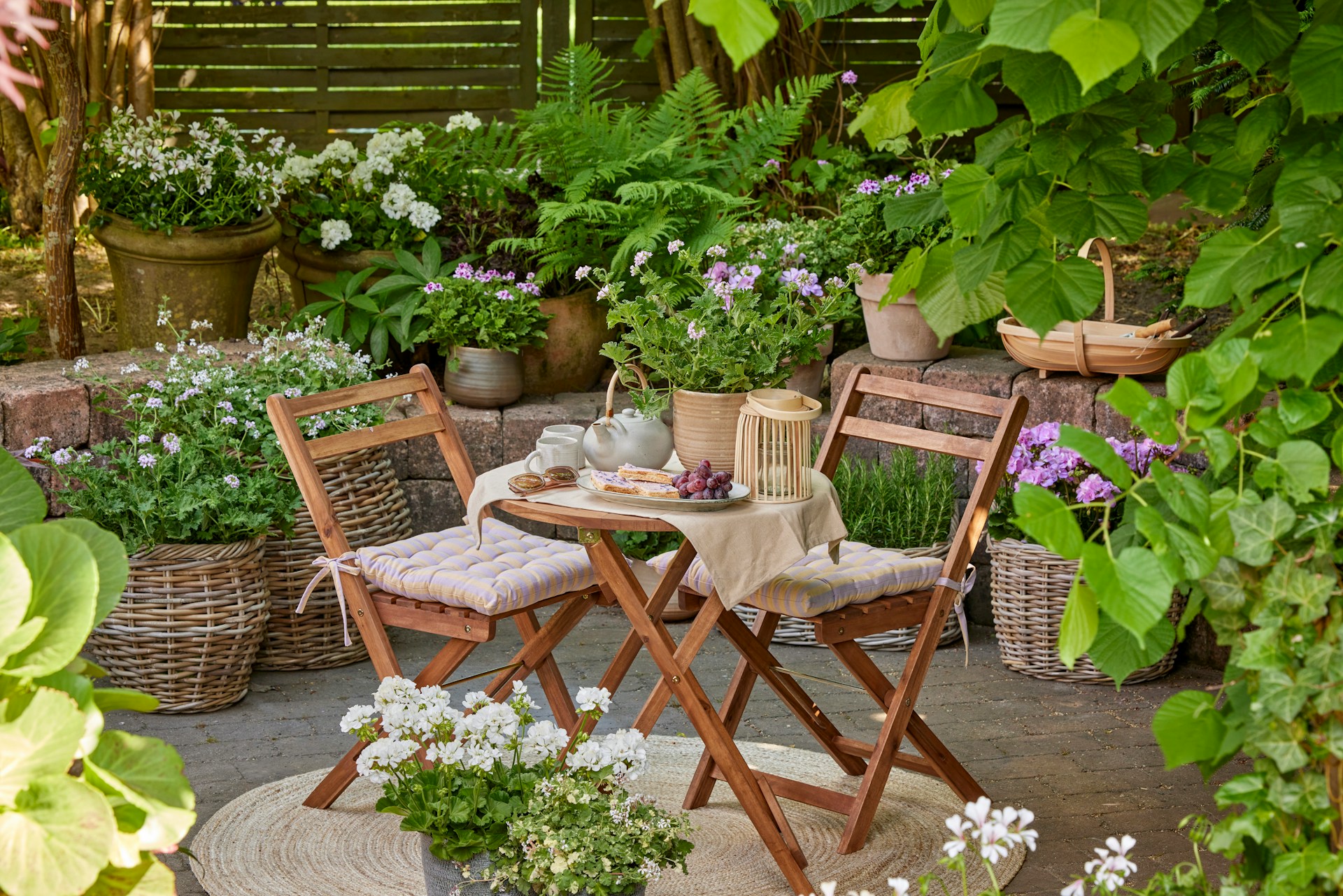 Transform Your Space With An Alfresco Garden.