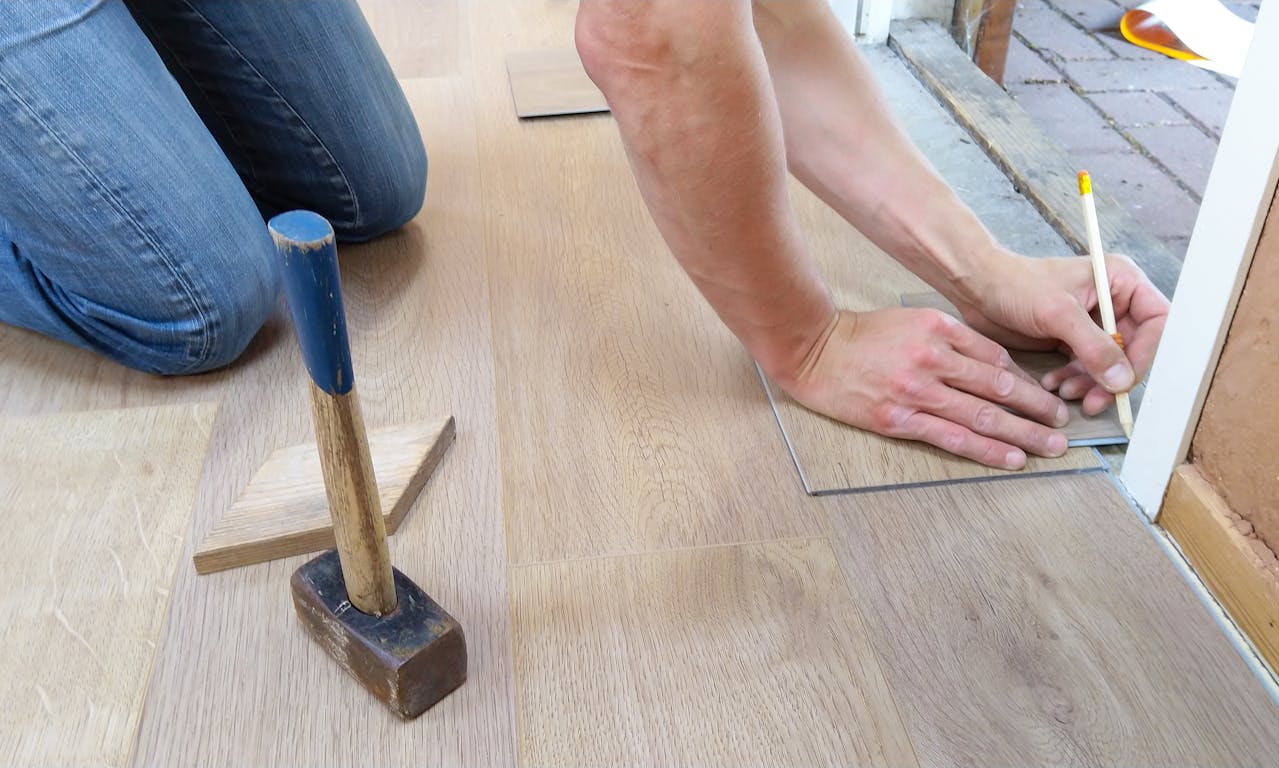 How To Choose Flooring That Compliments Your Interior Style.