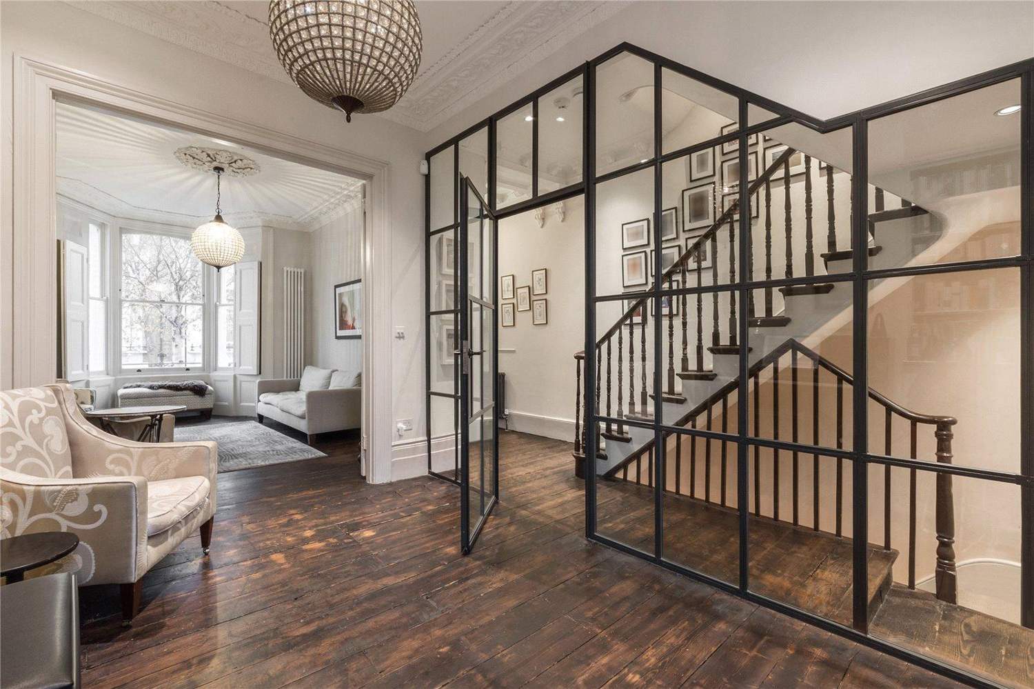 8 Inspiring Modern Home Interior Design Ideas in The UK.